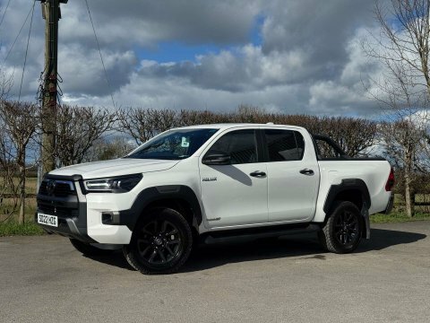 Toyota HILUX 2.8 Hilux Invincible White