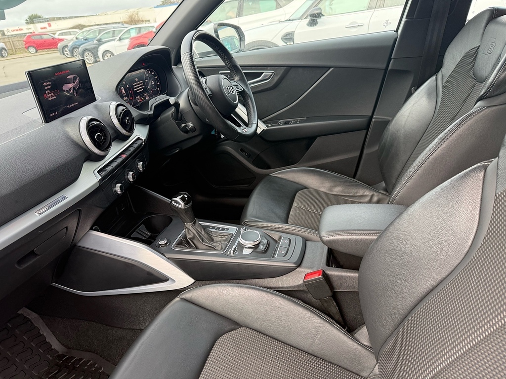 Audi Q2 Tfsi Cod S Line GL21AVB White #4