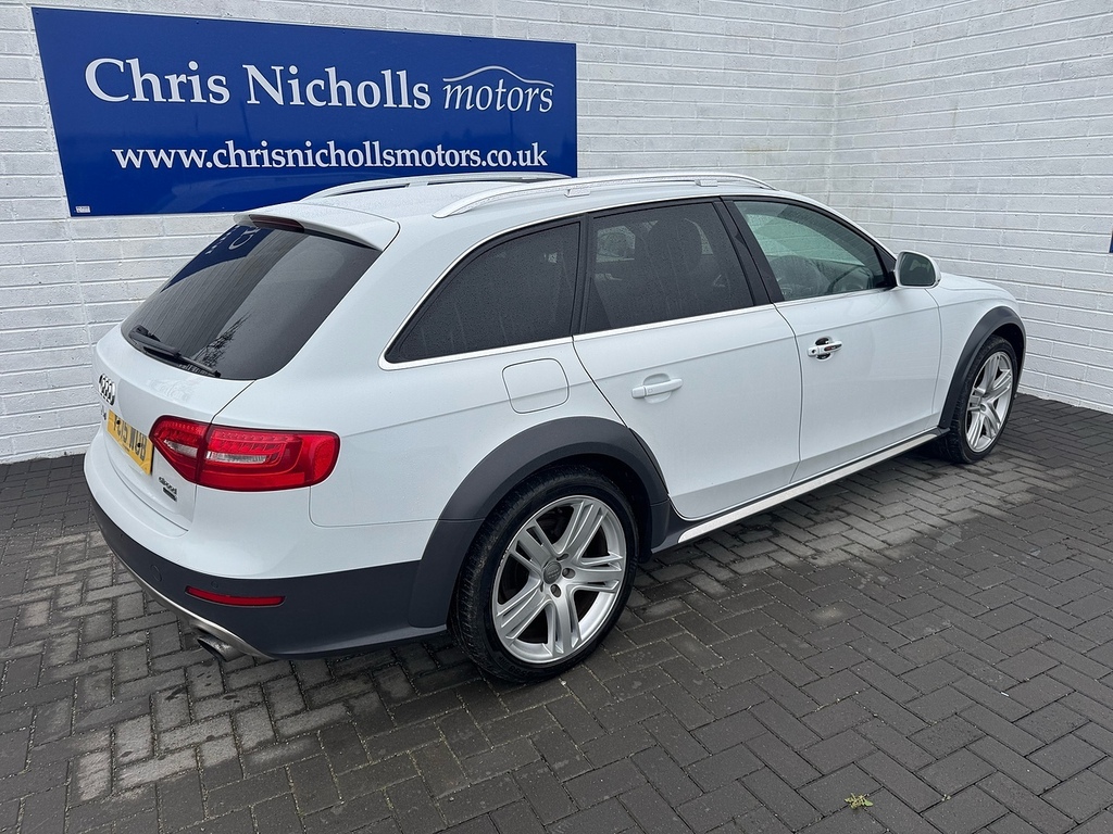 Audi A4 Allroad Tfsi Sport White #2