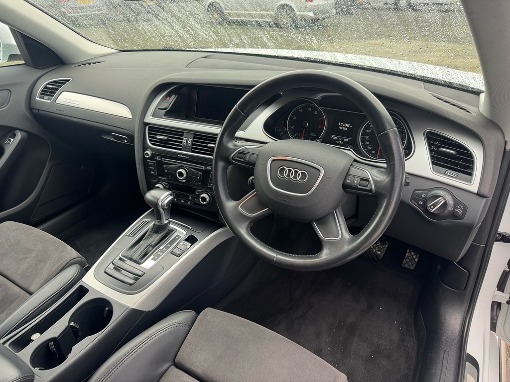 Audi A4 Allroad Tfsi Sport White #4