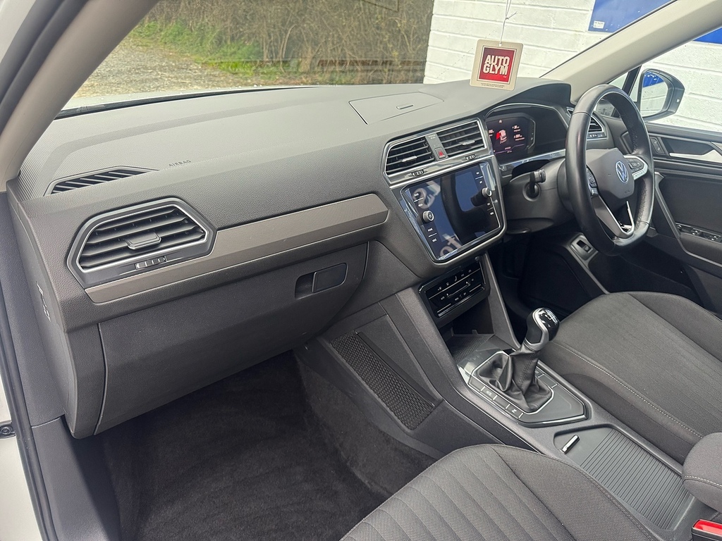 Volkswagen Tiguan Allspace Tsi Life MM72XCB White #5