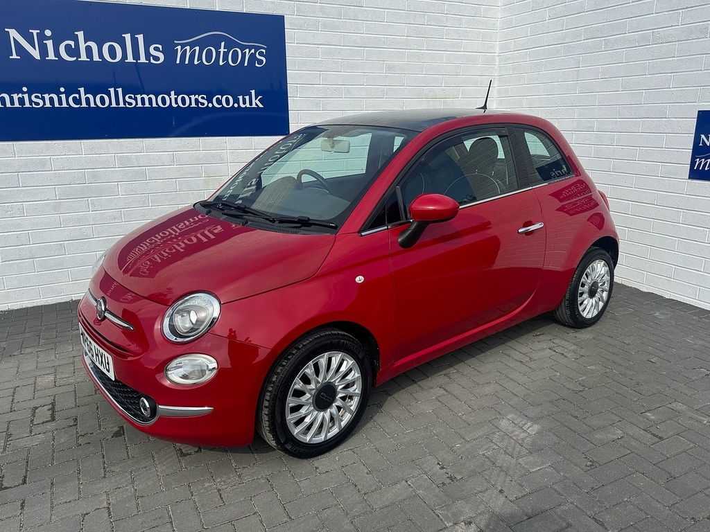 Fiat 500 Lounge Red