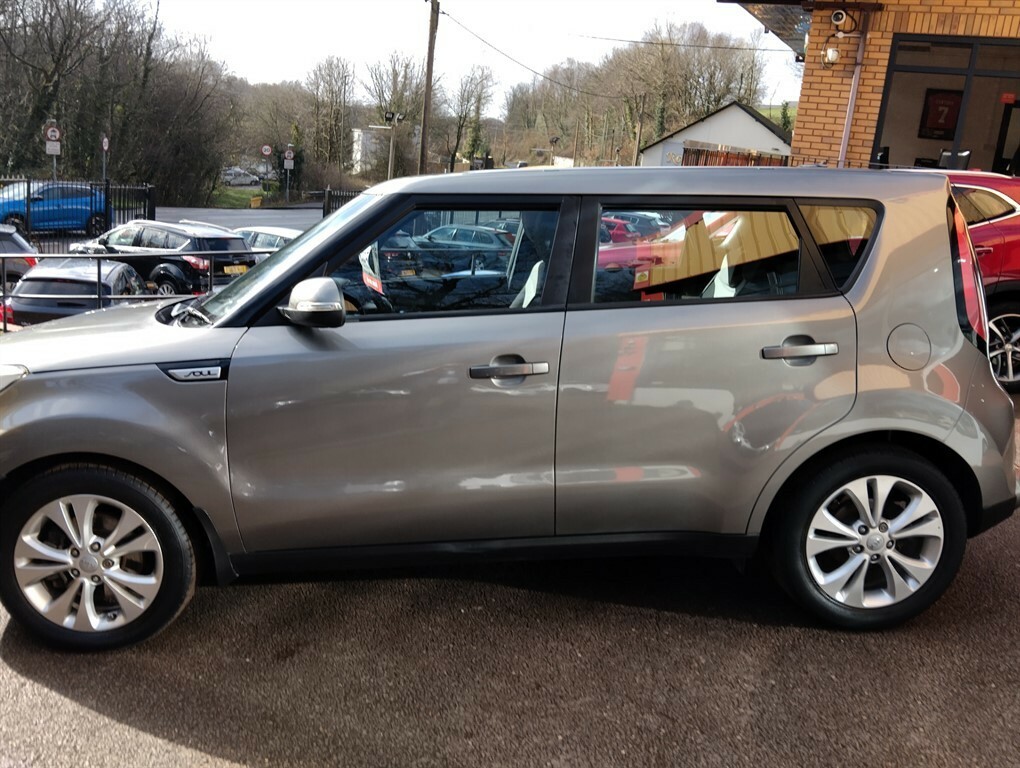 Kia Soul Connect Plus Hatchback Silver #4