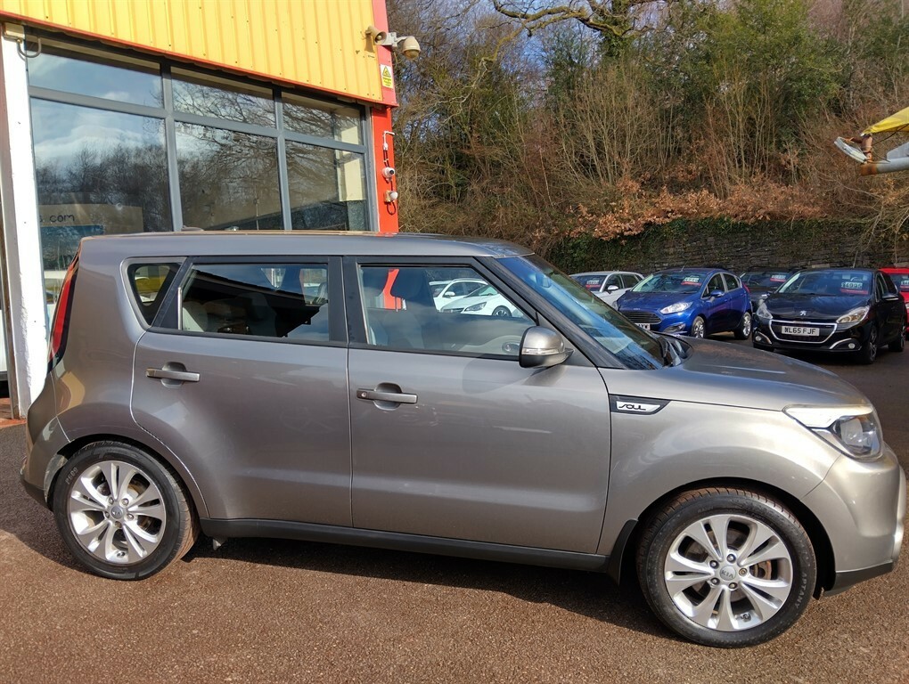 Kia Soul Connect Plus Hatchback Silver #2