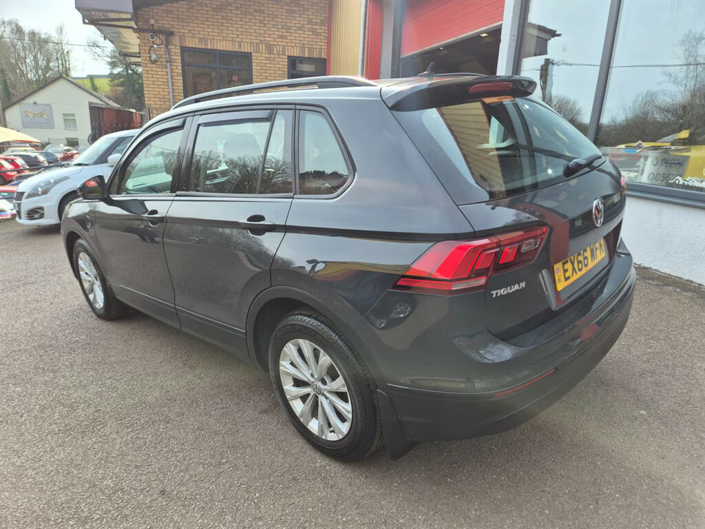 Volkswagen Tiguan S Tsi Bluemotion Technology Estate Grey #6