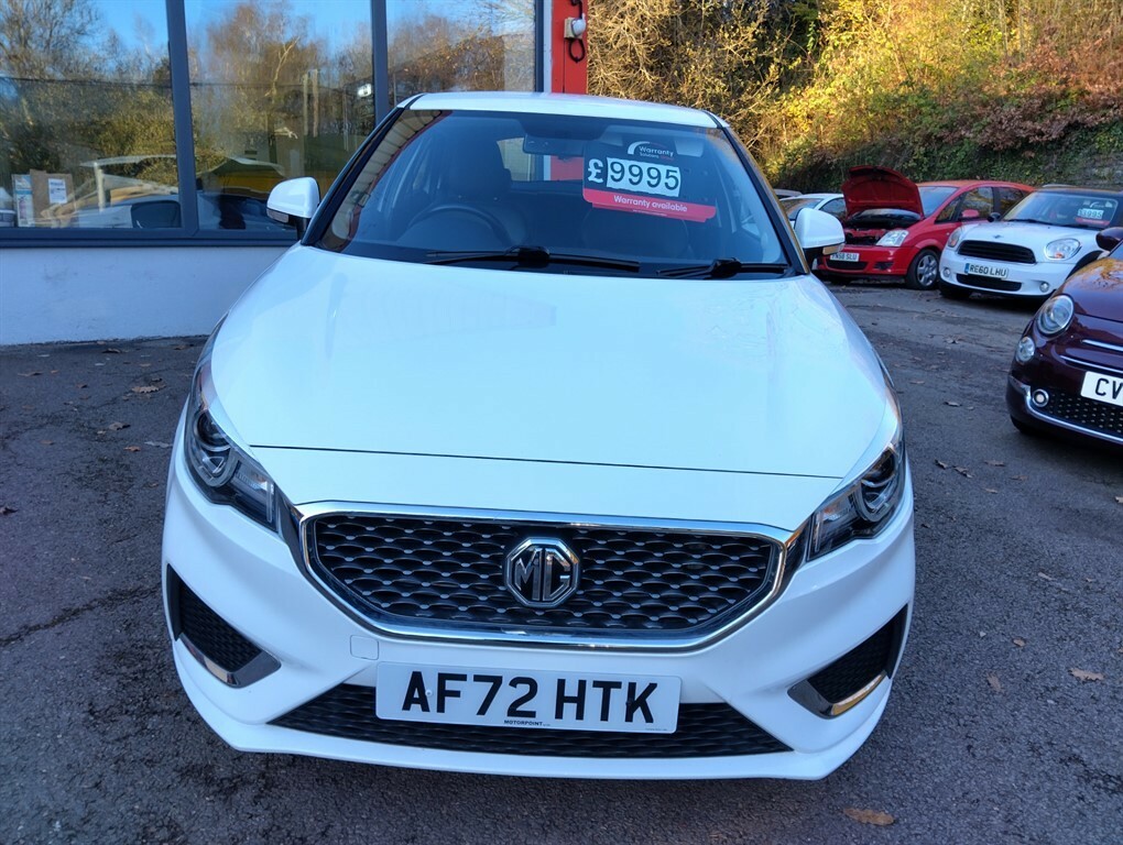 MG MG3 1.5 Vti-tech Exclusive Navigation Hatchback AF72HTK White #2