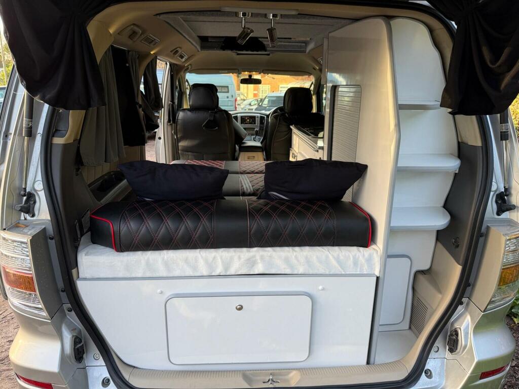 Toyota Alphard Motorhome 2.4 E-four Hybrid 200756 Silver #6