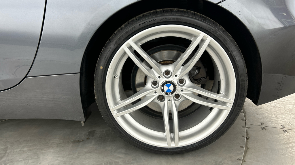 BMW Z4 M M Sport White #30