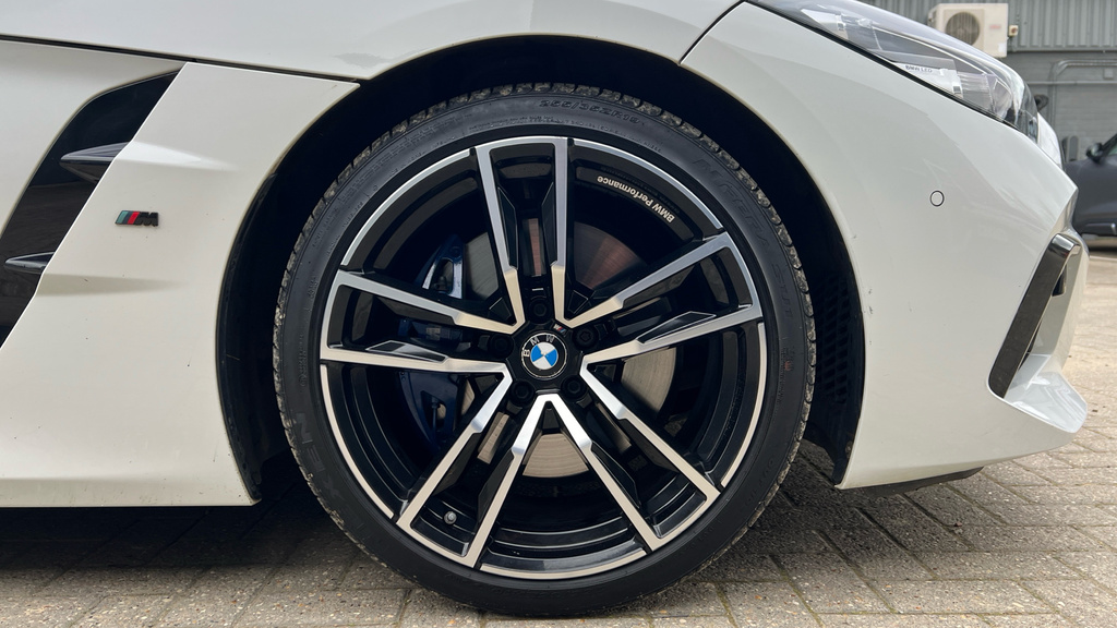 BMW Z4 M M Sport Red #31
