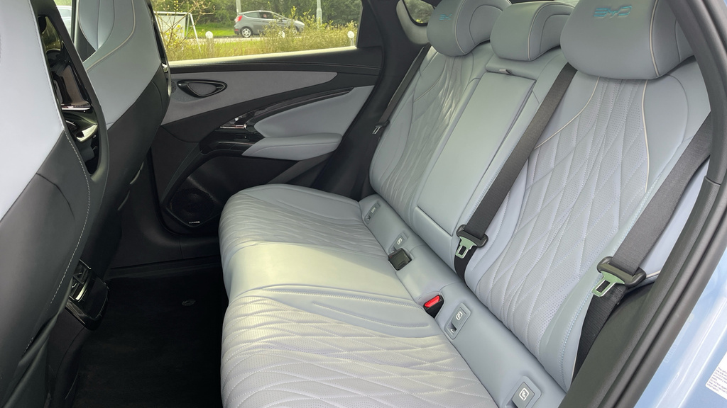 Byd Seal 82.5Kwh Excellence Saloon Awd 5 Blue #16