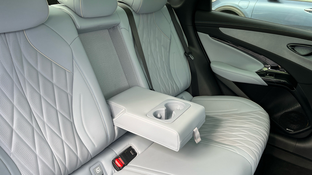 Byd Seal 82.5Kwh Excellence Saloon Awd 5 Blue #41