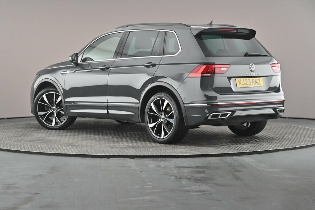 Volkswagen Tiguan R-line 2.0 Tdi 150Ps 7-Speed Dsg KJ23RNZ Grey #2