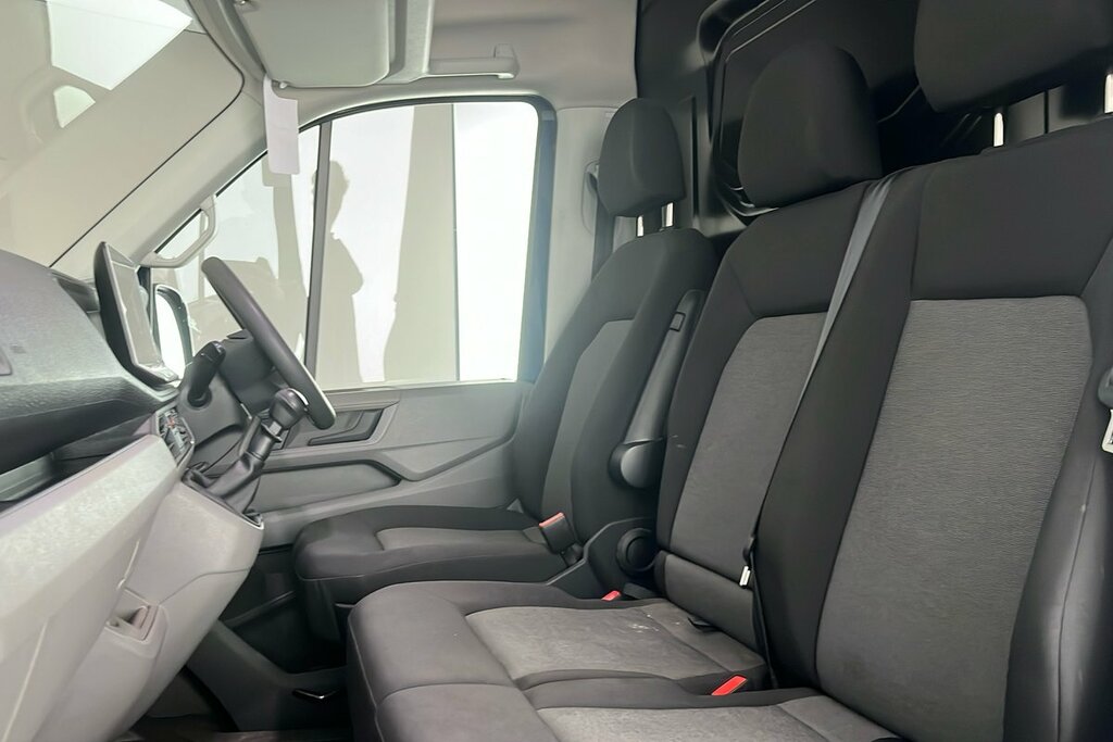 Volkswagen Crafter Cr35 Panel Van Commerce Plus Mwb 140 Ps 2.0 Tdi 6S RE74WSJ Blue #4