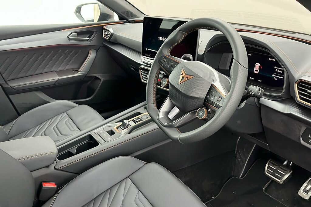 Cupra Leon V3 1.5 Etsi 150 7-Speed KW75TKC Black #6