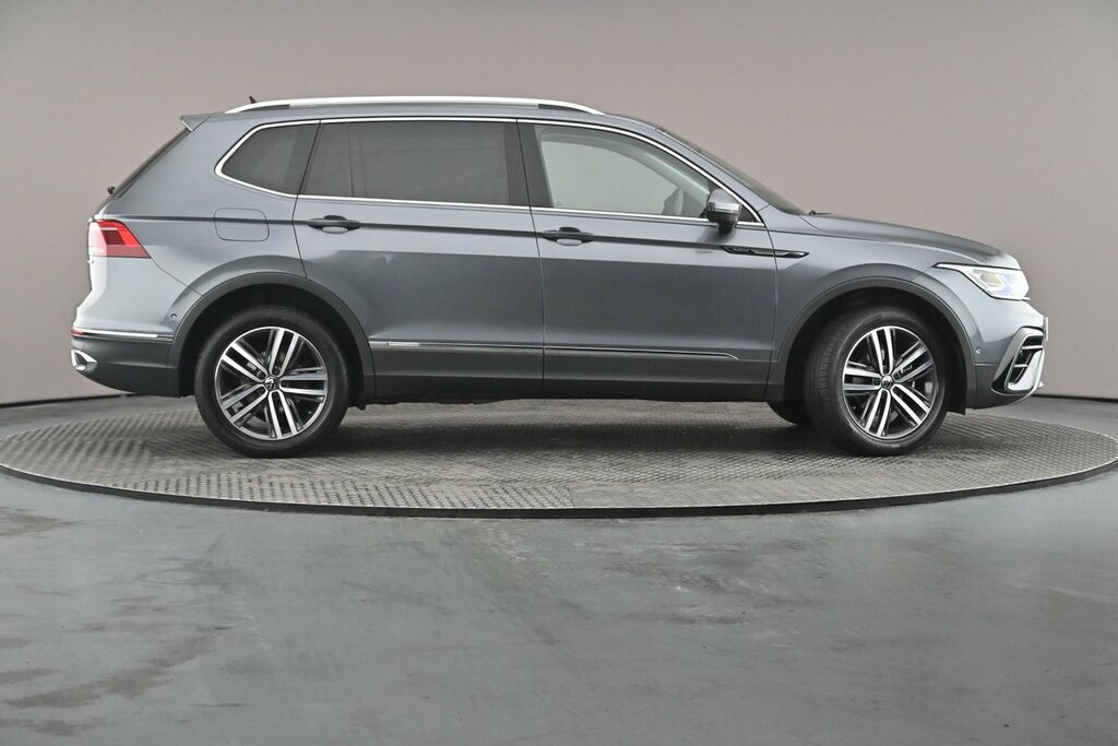 Volkswagen Tiguan Allspace Elegance 2.0 Tdi 4Motion 150Ps 7-Speed Dsg Grey #6