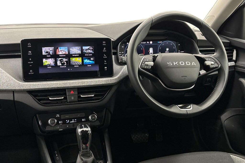 Skoda Scala Se Edition 1.0 Tsi 116 Ps Dsg GL25HDZ White #2