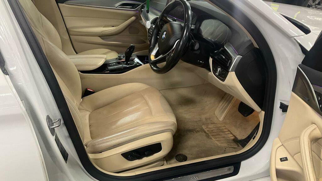 BMW 5 Series 2.0 520D Se Euro 6 Ss EG18MVZ White #3