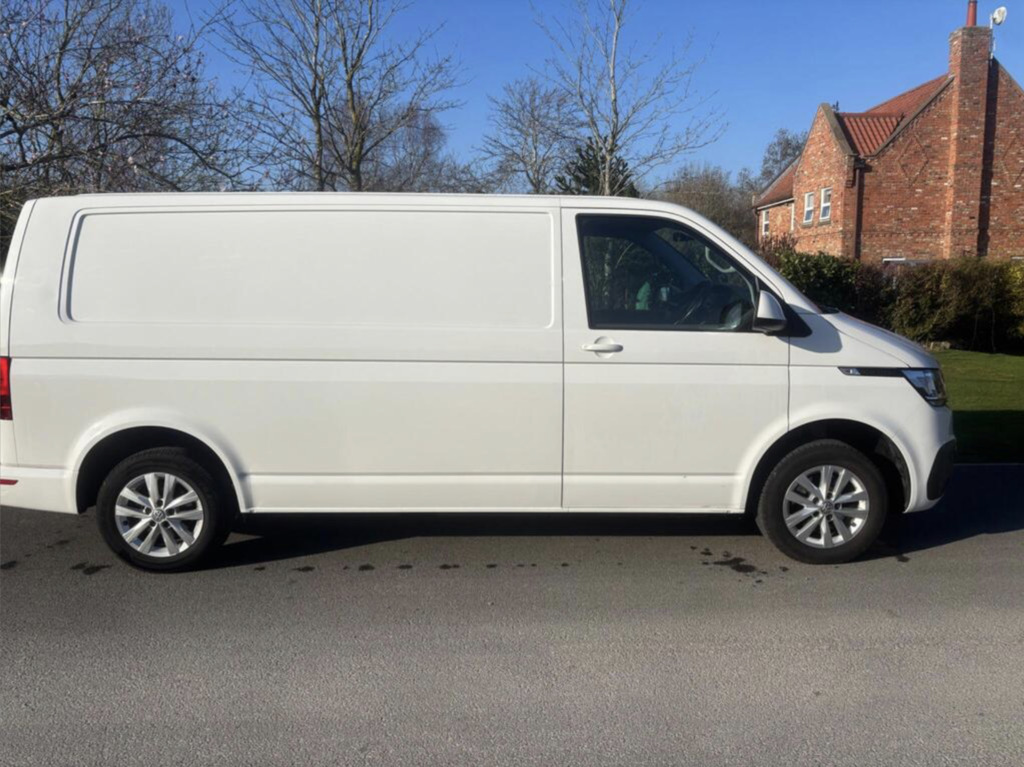 Volkswagen Transporter 2.0 Tdi T30 Highline Fwd Lwb, 67,279 Miles #2