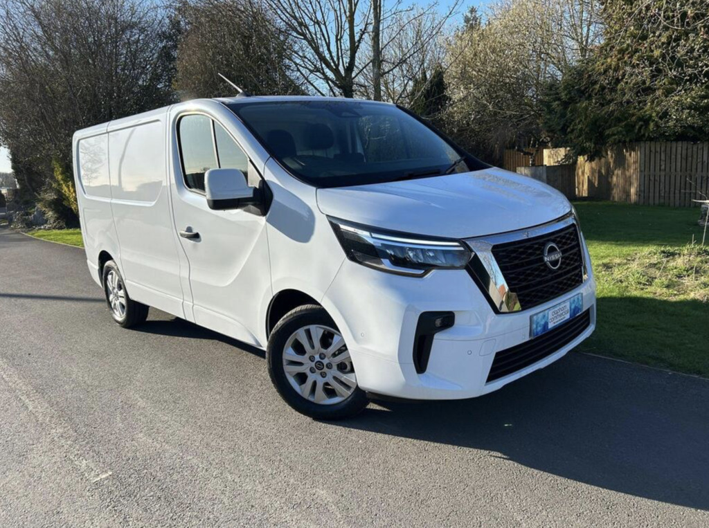 Nissan Primastar 2.0 Dci 30 Tekna L1, 10 Miles  #4