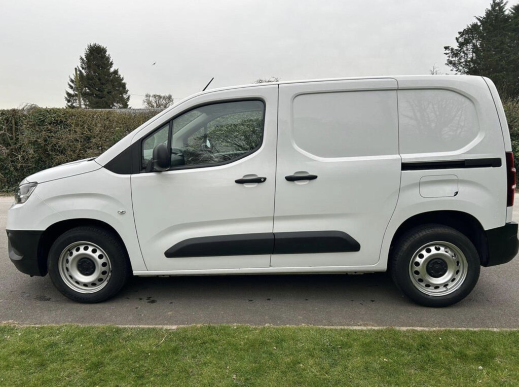 Toyota Proace City 1.5 Bluehdi Active Swb, 61,958 Miles   #3
