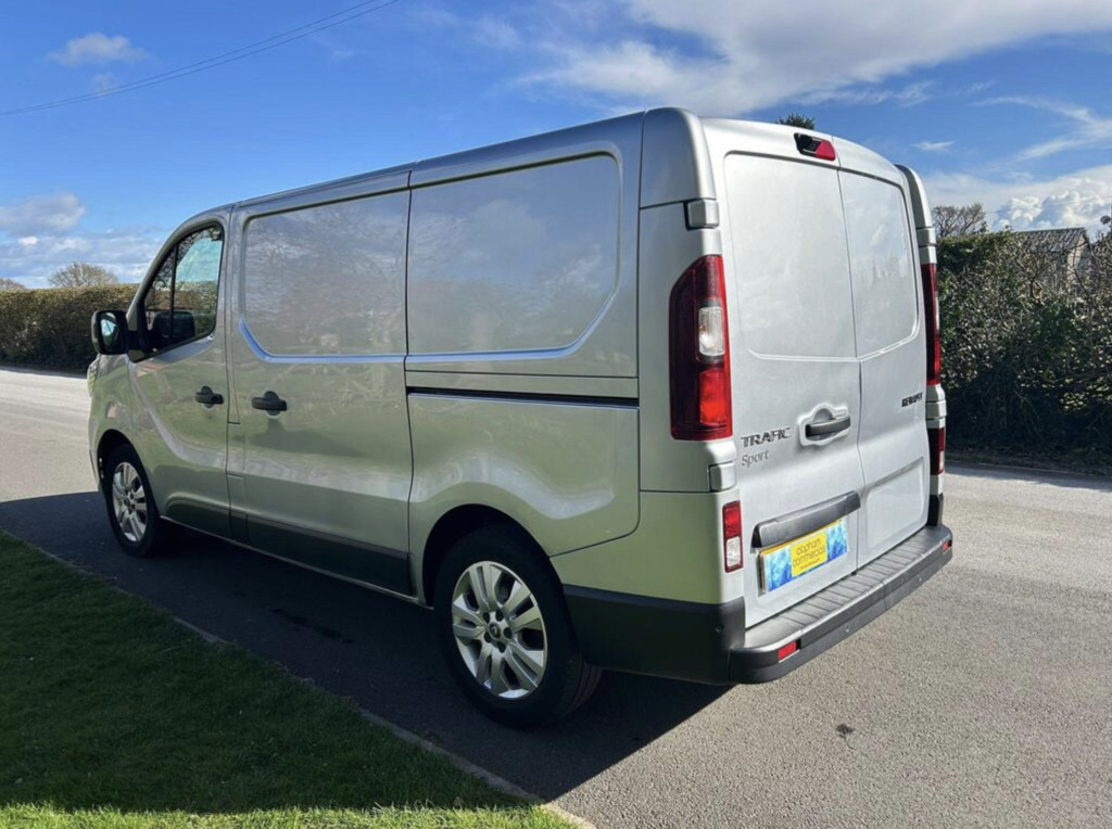 Renault Trafic 2.0 Dci Blue Sl28 Sport L1, 53,291 Miles #3