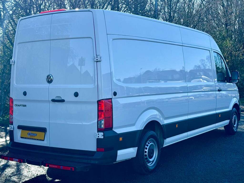 Volkswagen Crafter Cr35 Trendline Lwb 2.0Tdi 140 FD72NHZ White #3