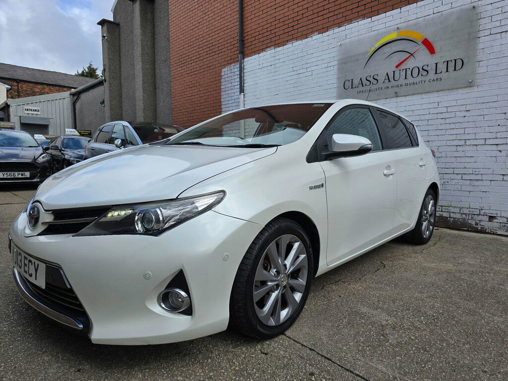 Toyota Auris 1.8 Vvt-h Excel Cvt Euro 5 Ss White #4