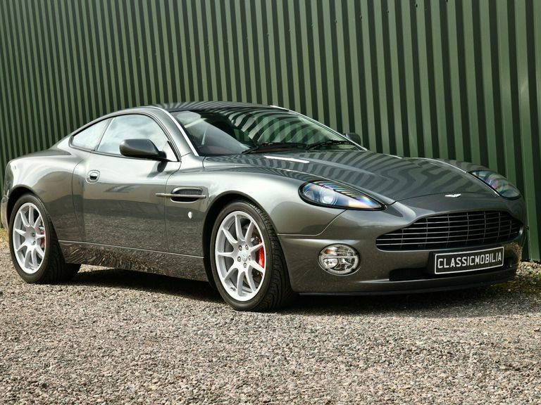 Aston Martin Vanquish Vanquish Silver #2