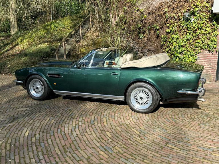 Aston Martin V8 Convertible Green #3