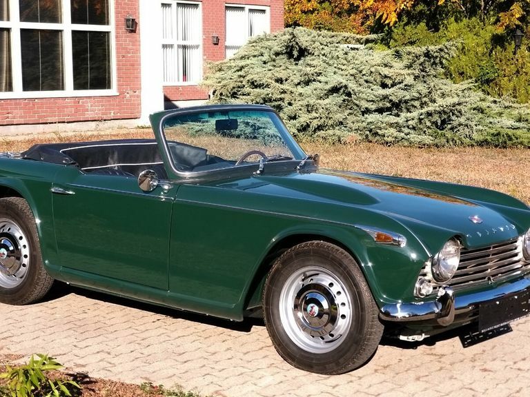 Triumph TR4 Convertible Green #3