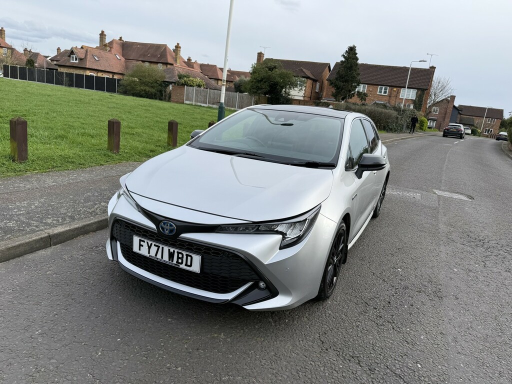 Toyota Corolla Hatchback 1.8 Vvt-h Design 2021 Silver