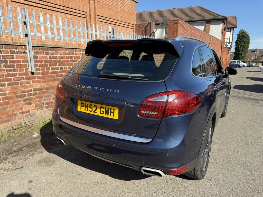 Porsche Cayenne 3.0 Td V6 Blue #3