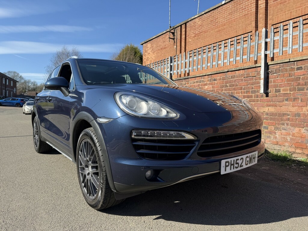 Porsche Cayenne 3.0 Td V6 Blue