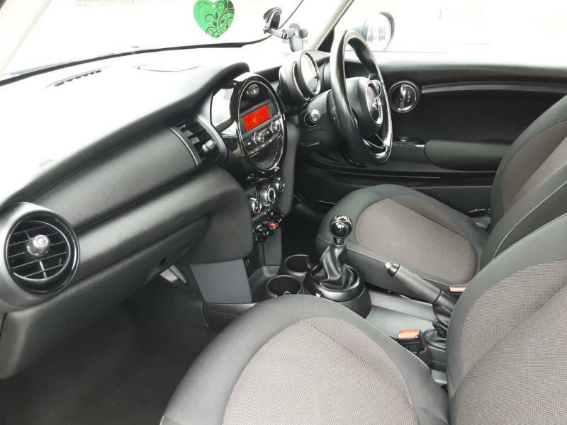 Mini Hatch 1.2 One - 2016 66 NL66NNM White #6