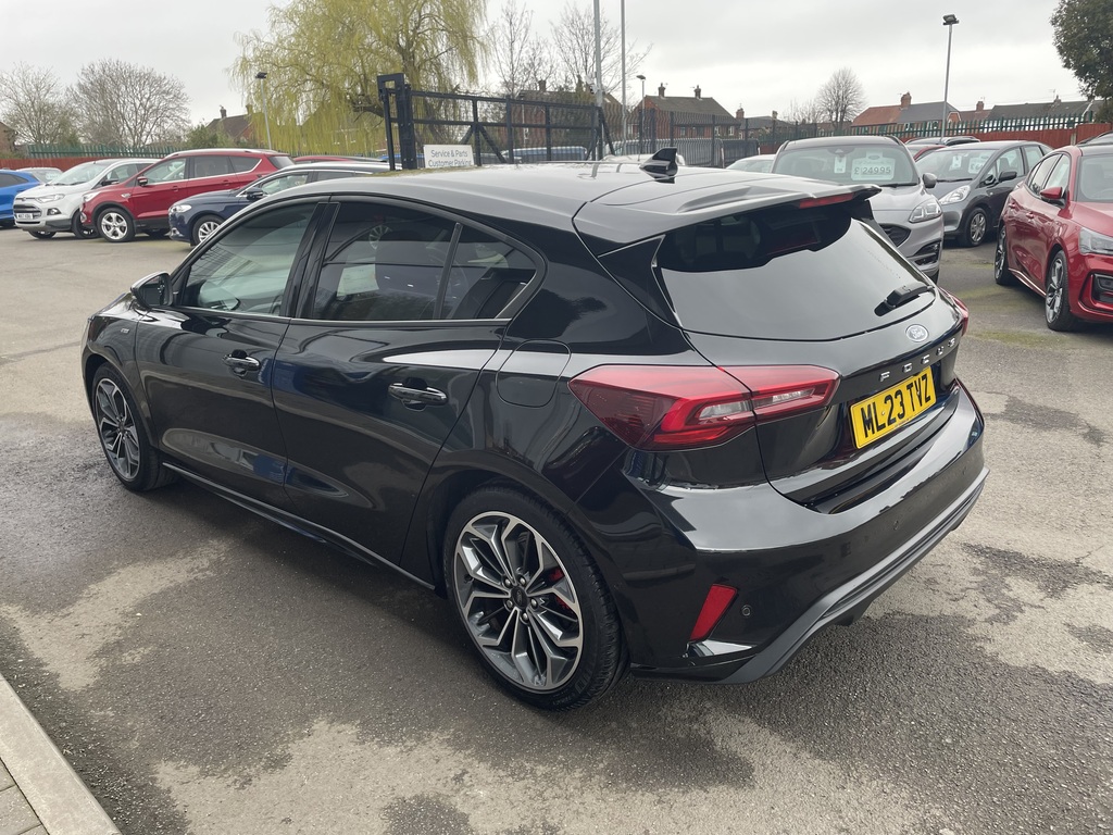Ford Focus 1.0 Ecoboost St-line X ML23TVZ Black #4