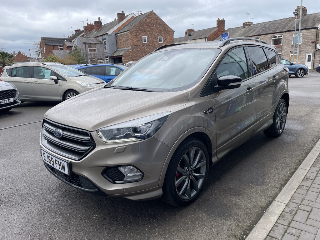 Ford Kuga 2.0 Tdci 180 St-line Edition EJ69FHW Silver #3