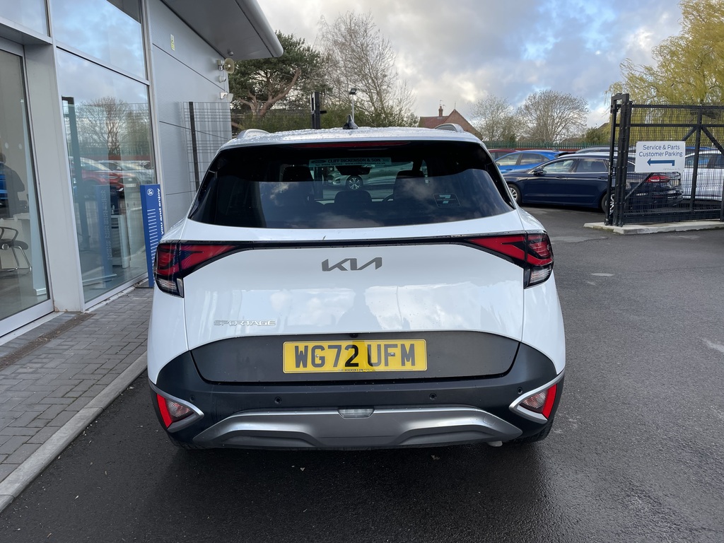 Kia Sportage 1.6 Crdi Isg 3 White #5