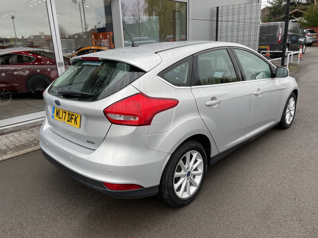 Ford Focus 1.0 Ecoboost 125 Titanium Navigation ML17DFK Silver #5