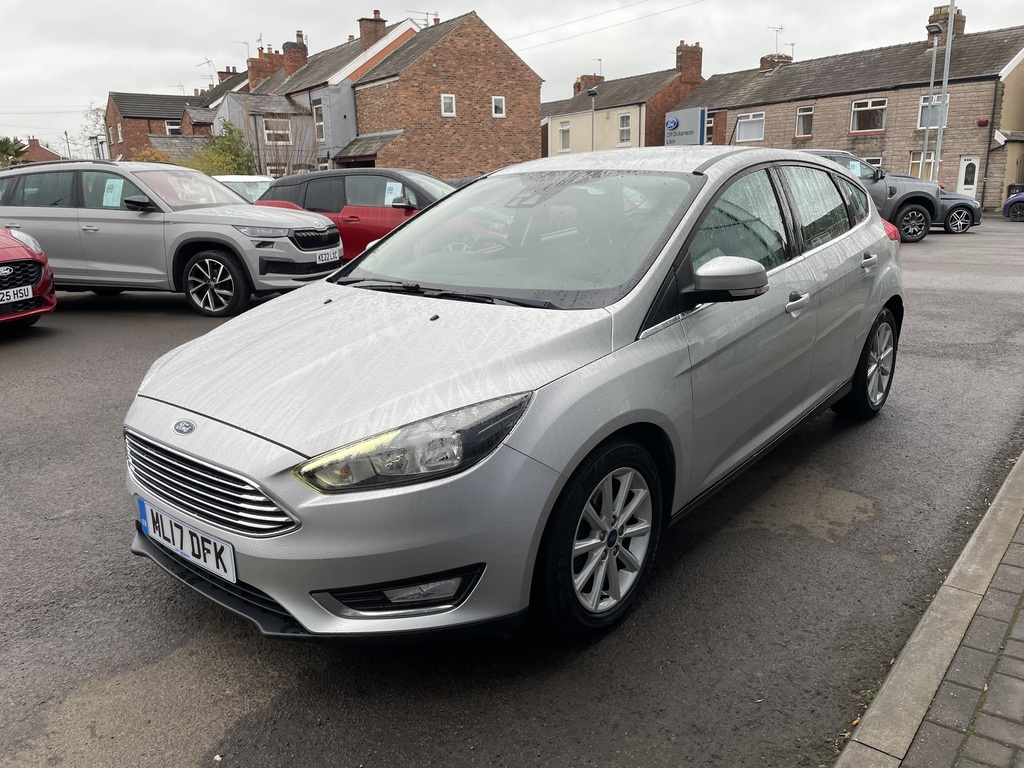 Ford Focus 1.0 Ecoboost 125 Titanium Navigation ML17DFK Silver #3