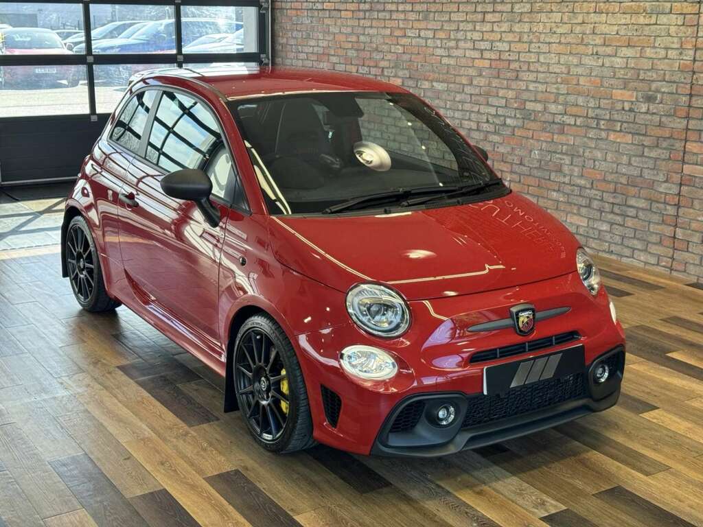 Abarth 695 1.4 695 Red