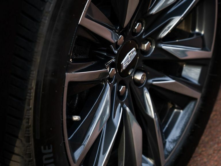 Cadillac Escalade Sport Platinum Black #18