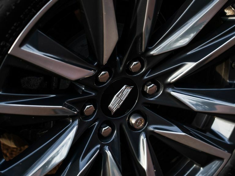 Cadillac Escalade Sport Platinum Black #17