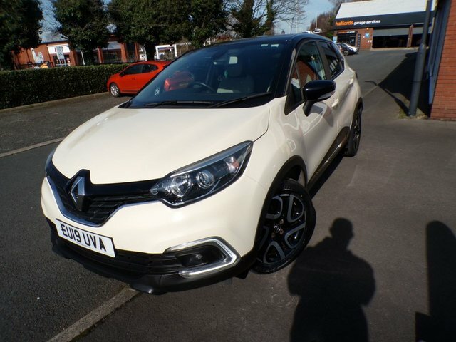Renault Captur 1.5 Dci Energy Iconic White #3