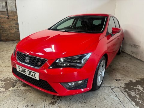 Seat Leon Tdi Fr Technology EO16OGZ Red #3