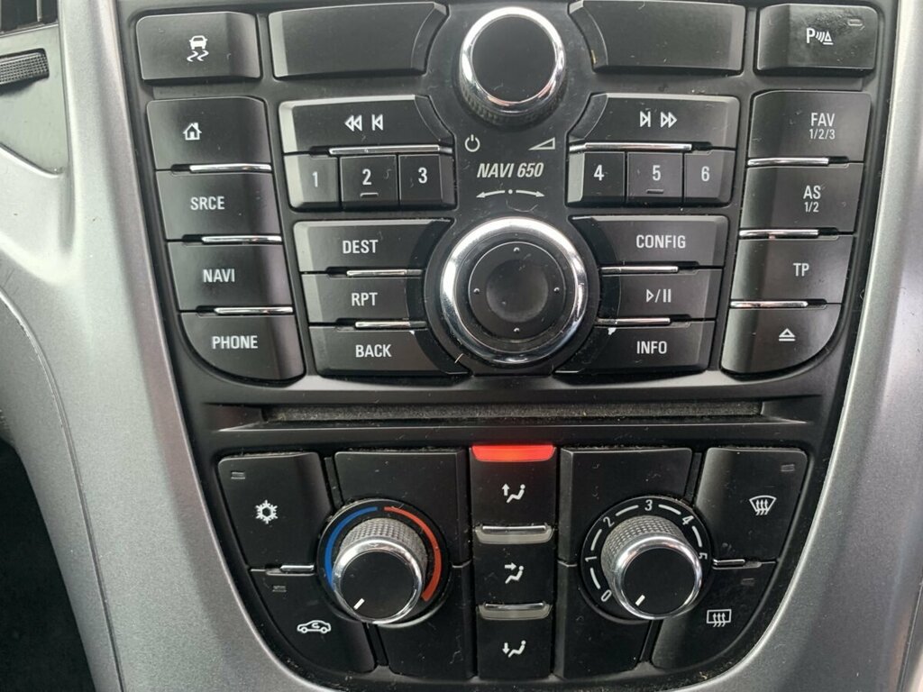 Vauxhall Astra Diesel BG14XGV Silver #2