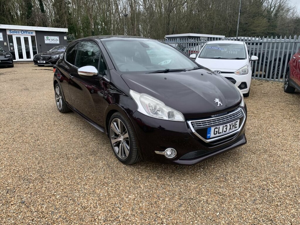 Peugeot 208 Diesel Purple