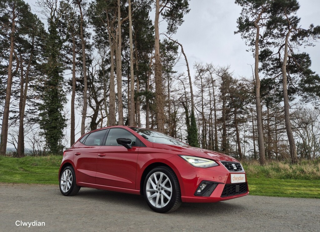 Seat Ibiza Hatchback 1.0 Mpi Fr 202323 YE23DDF Red #4