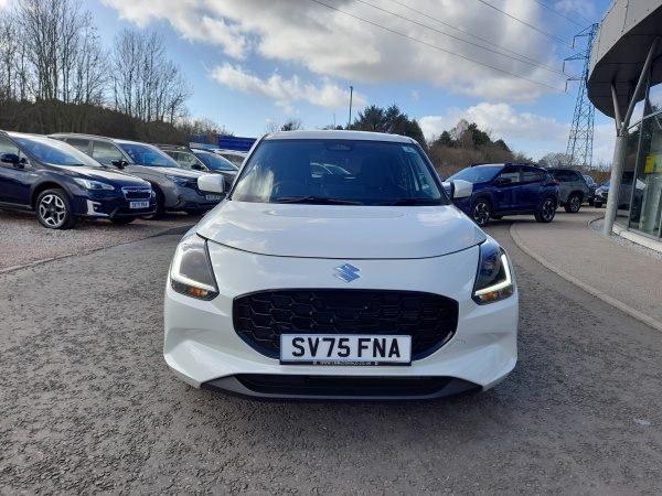 Suzuki Swift 1.2 Mild Hybrid Motion SV75FNA White #2