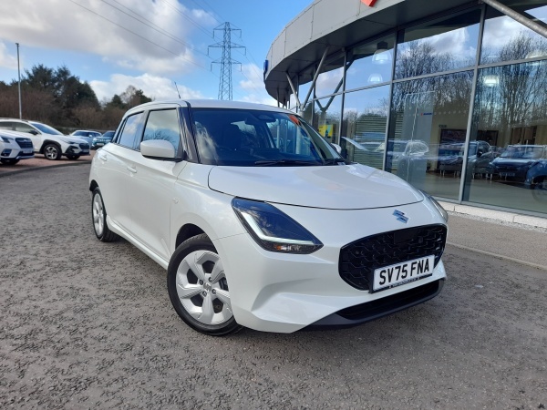 Suzuki Swift 1.2 Mild Hybrid Motion White
