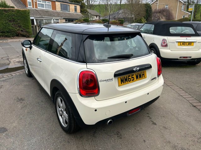 Mini Hatch 1.5 Cooper D Hatchback Euro 6 S MM65WWH White #4